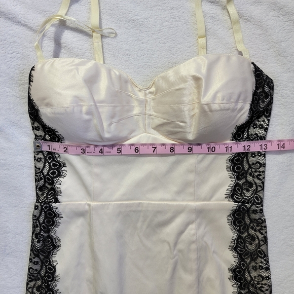 Guess Sleeveless Bra Top Ivory Black Lace Mesh Back Cocktail Special Occasion 7 - Picture 13 of 15